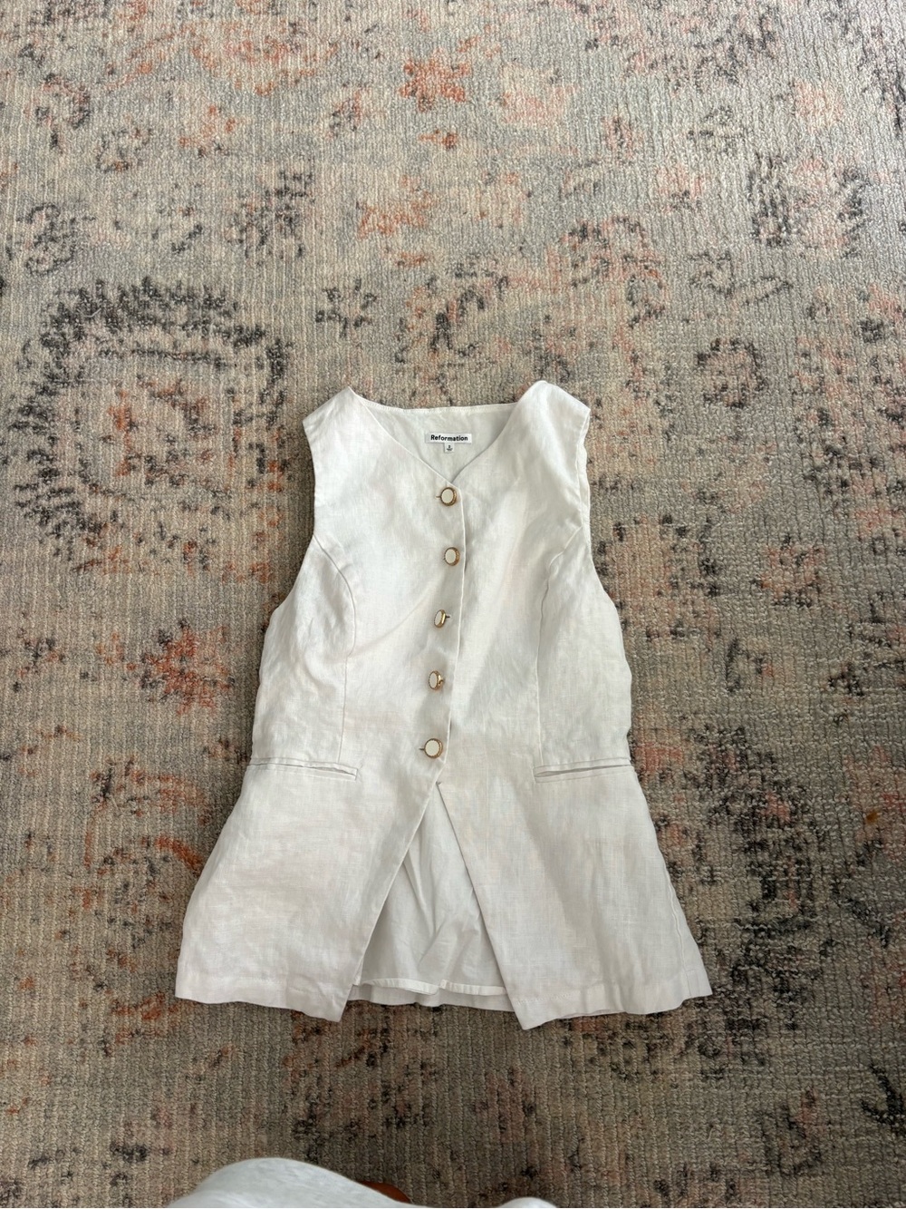 Reformation vest